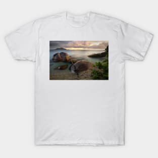 Sunrise on the beach on Fitzroy Island in Far North Queensland T-Shirt